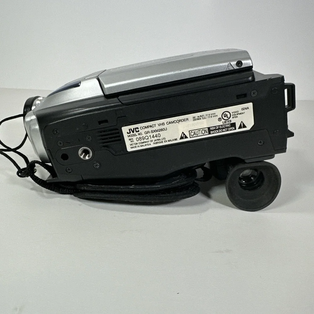 JVC Camcorder GR-SXM260U Compact VHS C High Res Video‎ Camera UNTESTED